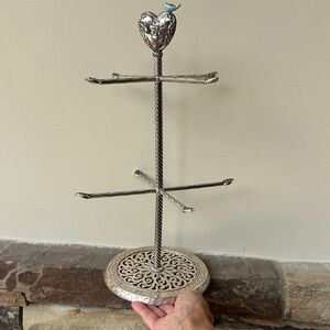 Brighton Silver Jewelry Stand with Heart Design